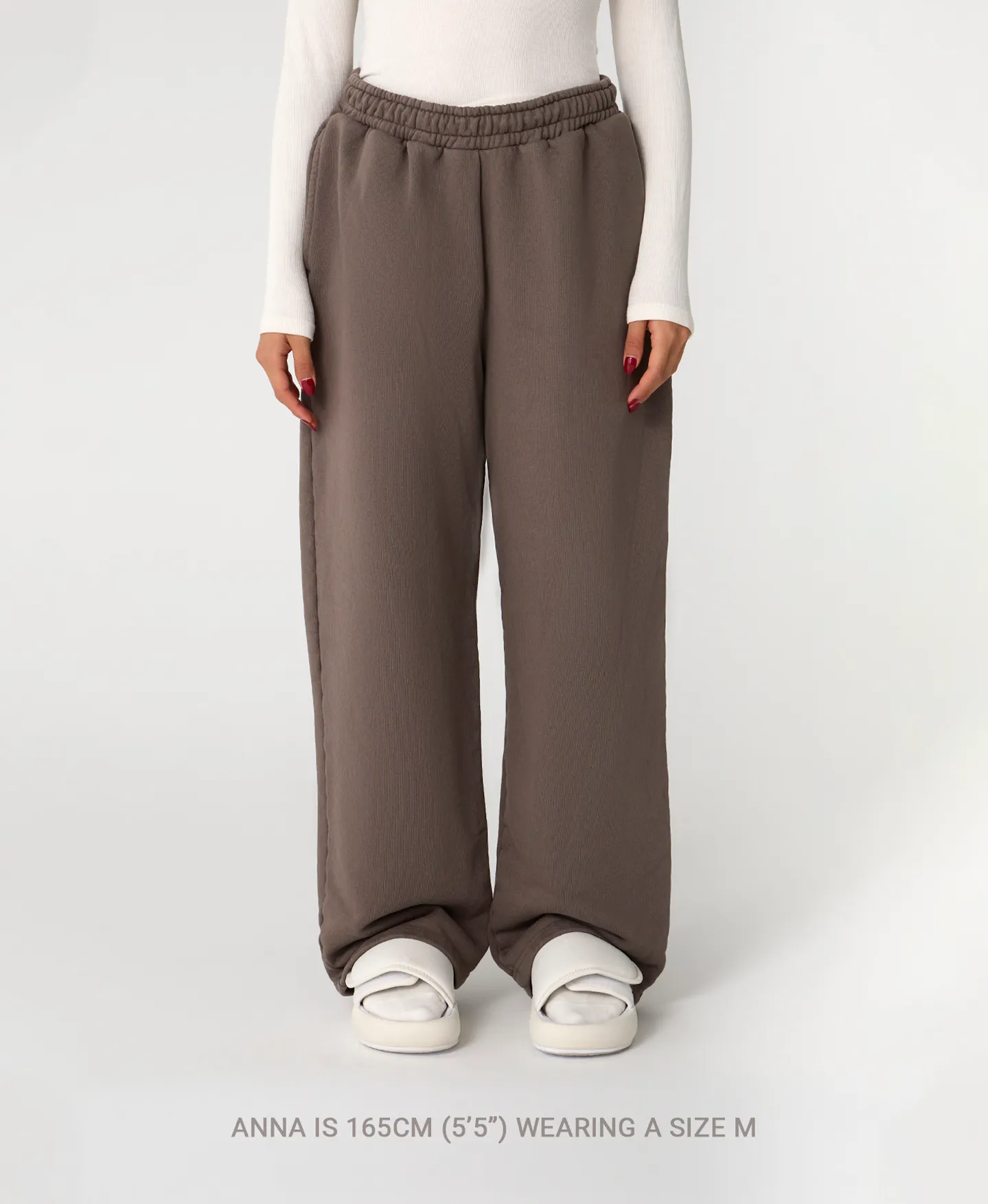 600 GSM 'Mocha Brown' Straight-leg Pants