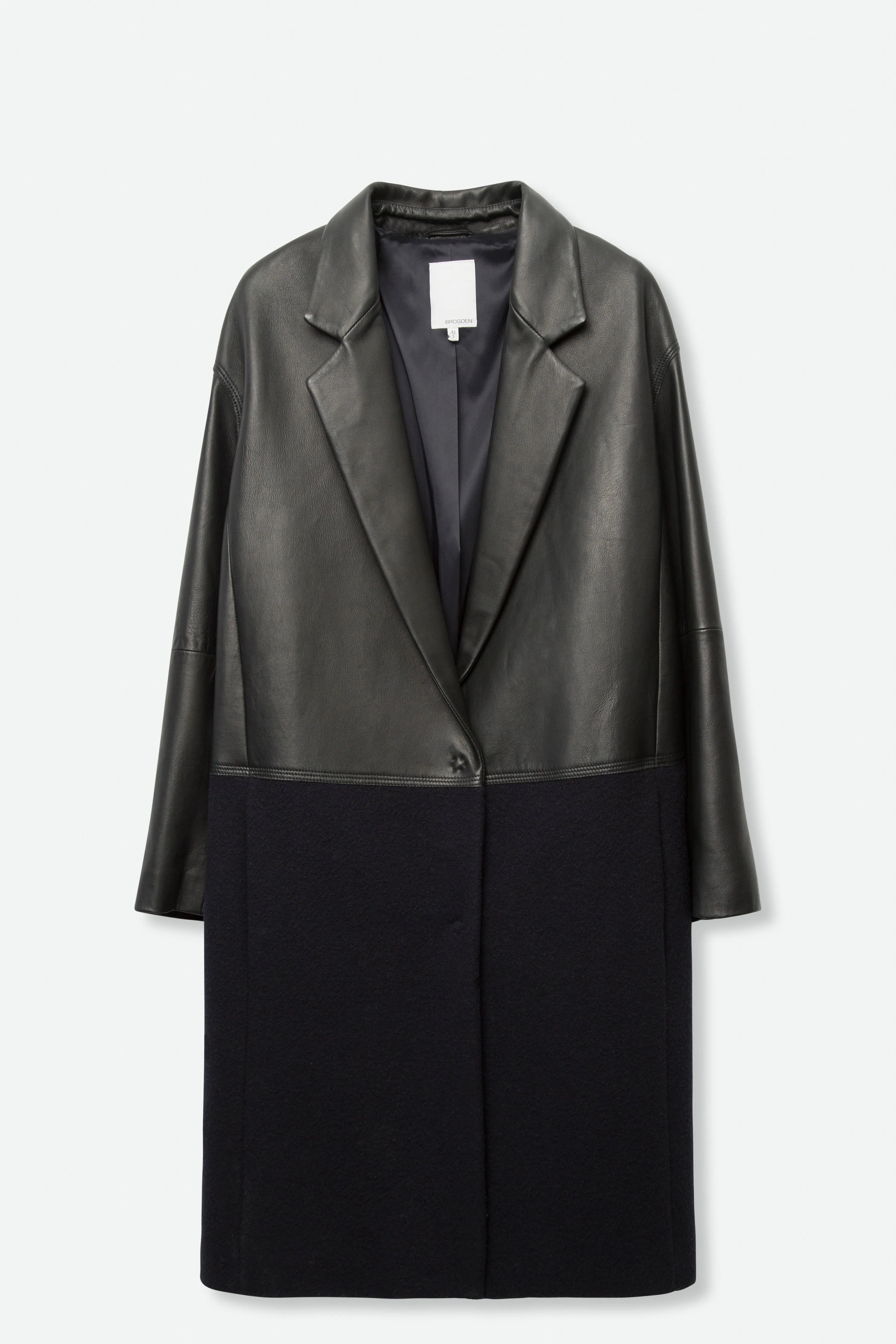 BROGDEN COAT IN LEATHER & WOOL