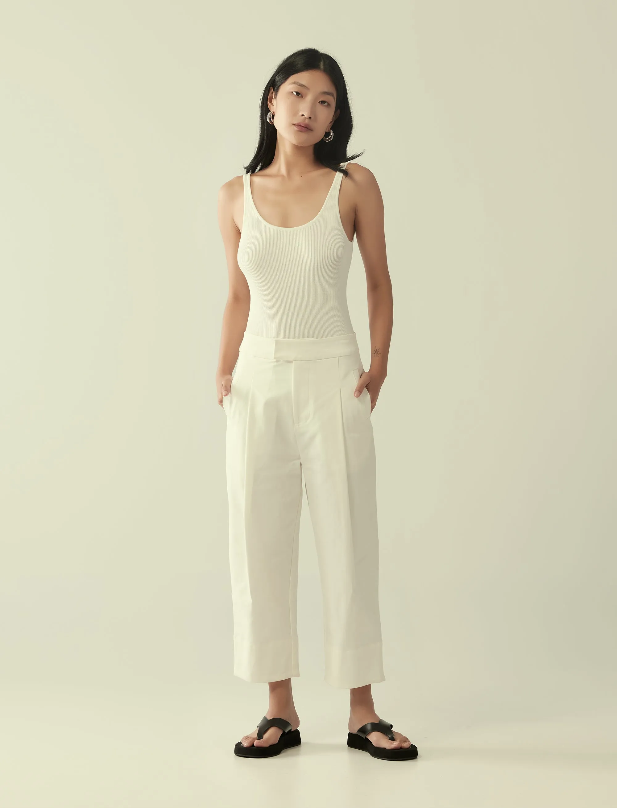 deep pleat structured trousers