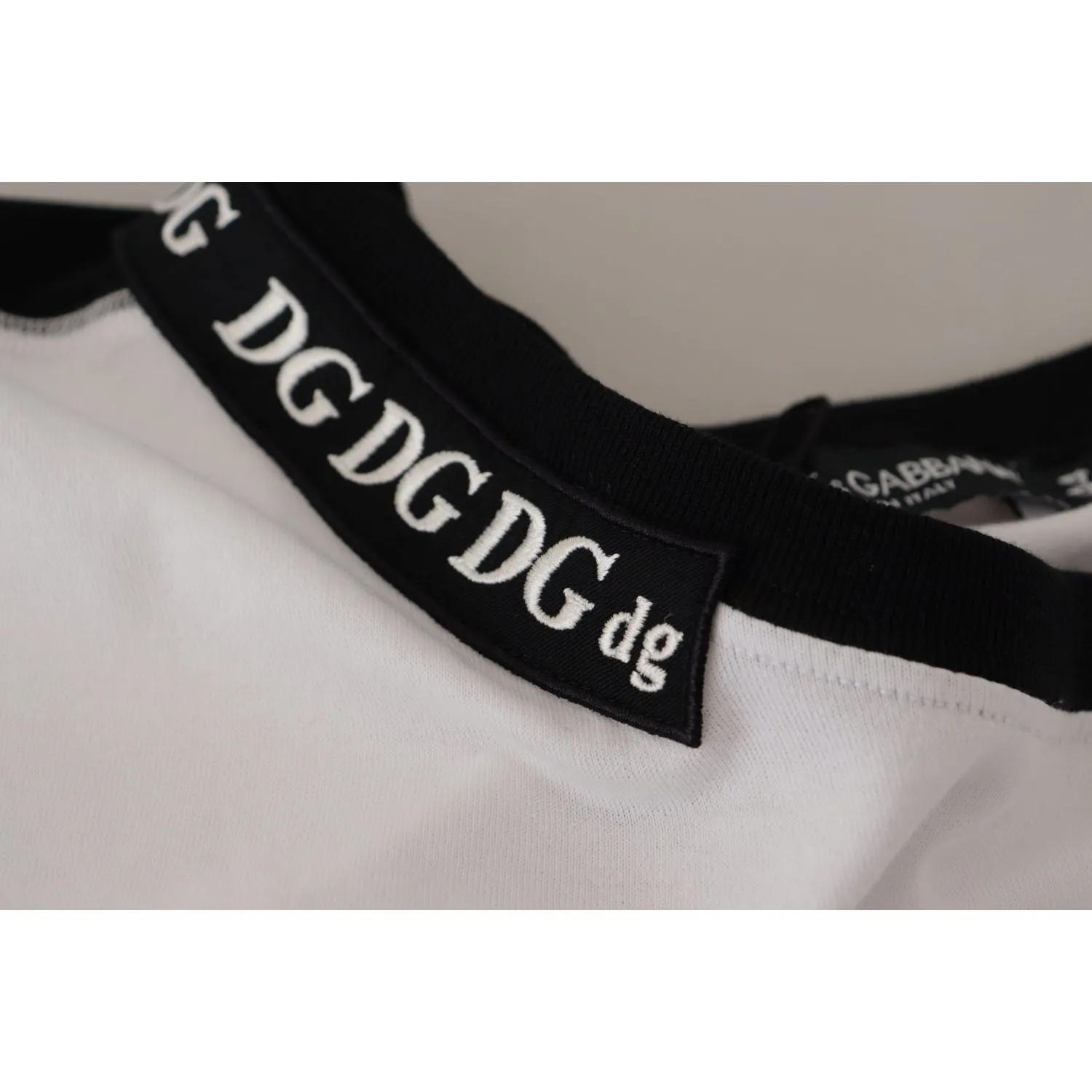 Dolce & Gabbana Elegant Round Neck Slogan Tee