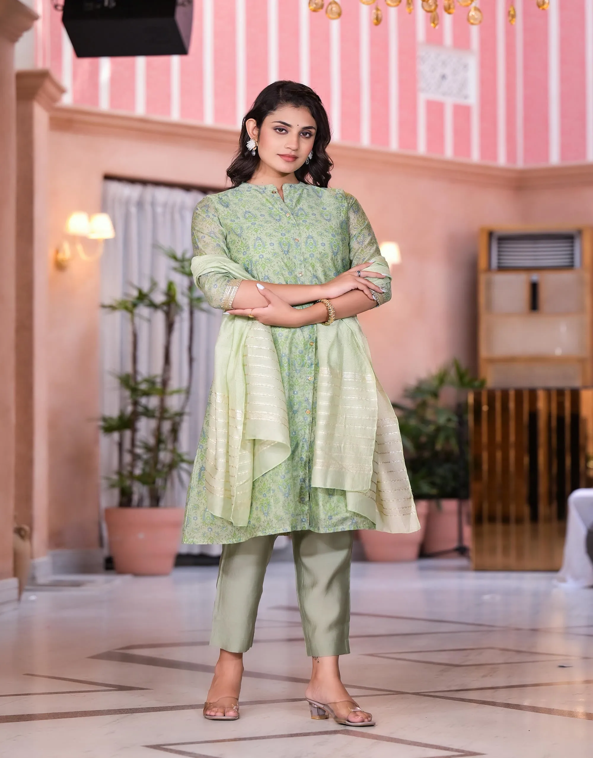 Green Floral Printed Chanderi Kurta Set With Buttons & Sequins