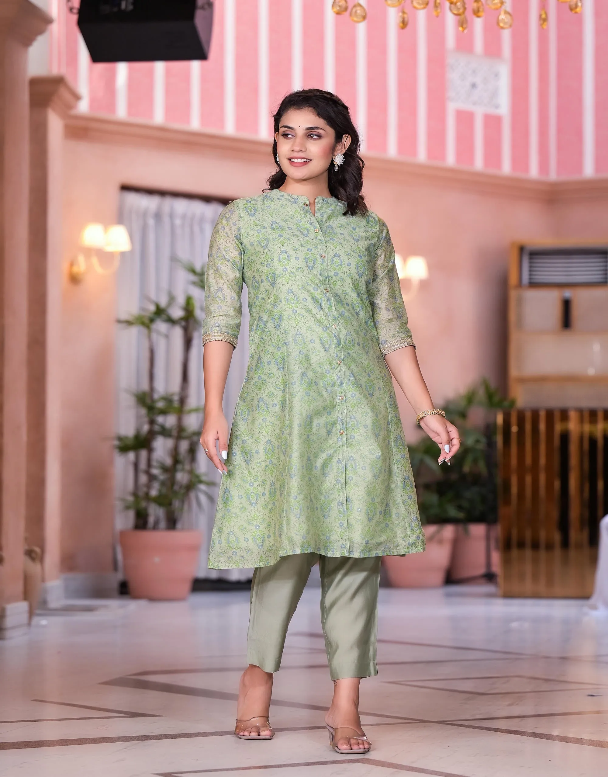 Green Floral Printed Chanderi Kurta Set With Buttons & Sequins