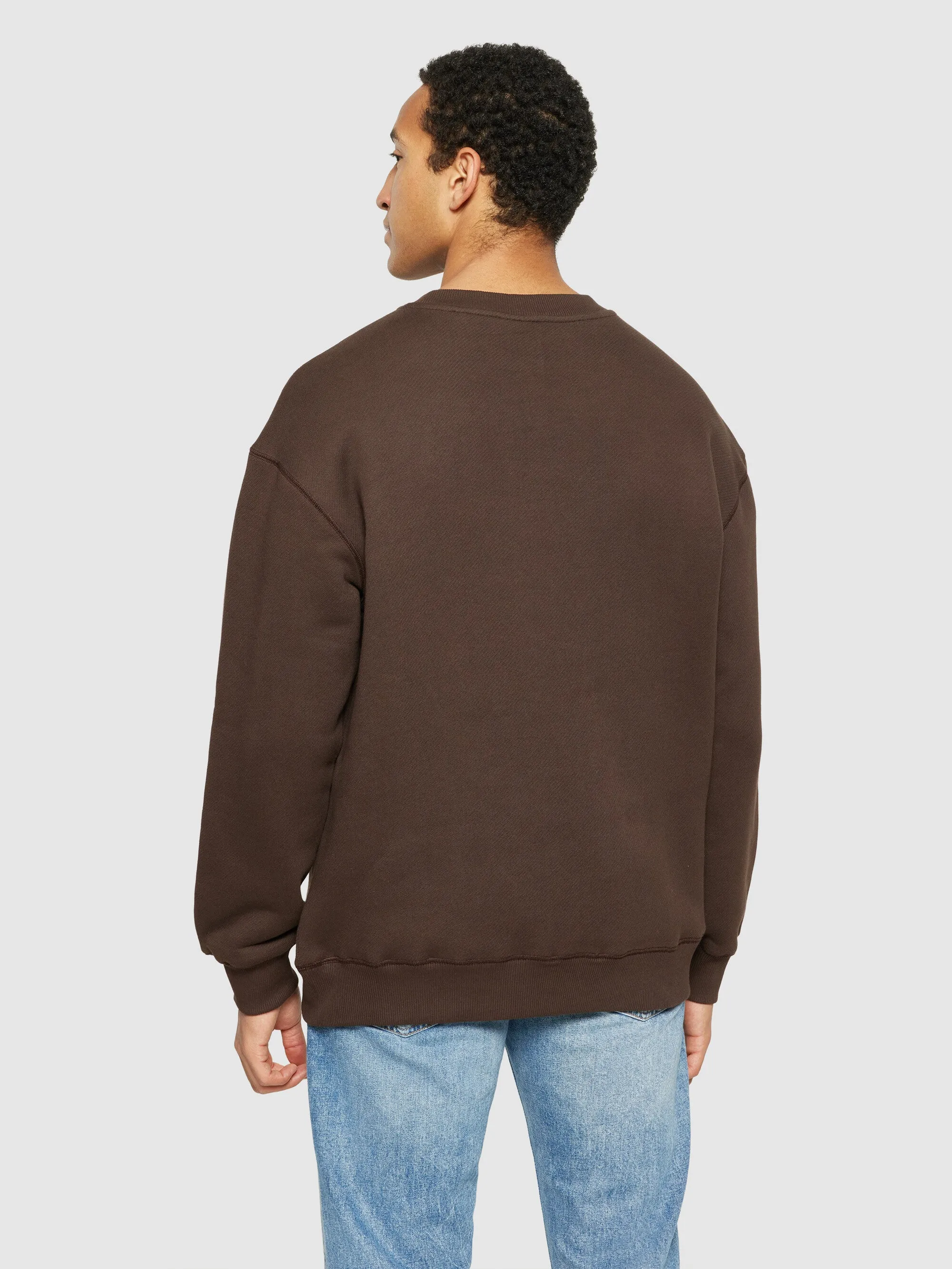 Loose fit sweat with embroidery at chest - Demitasse (brown)