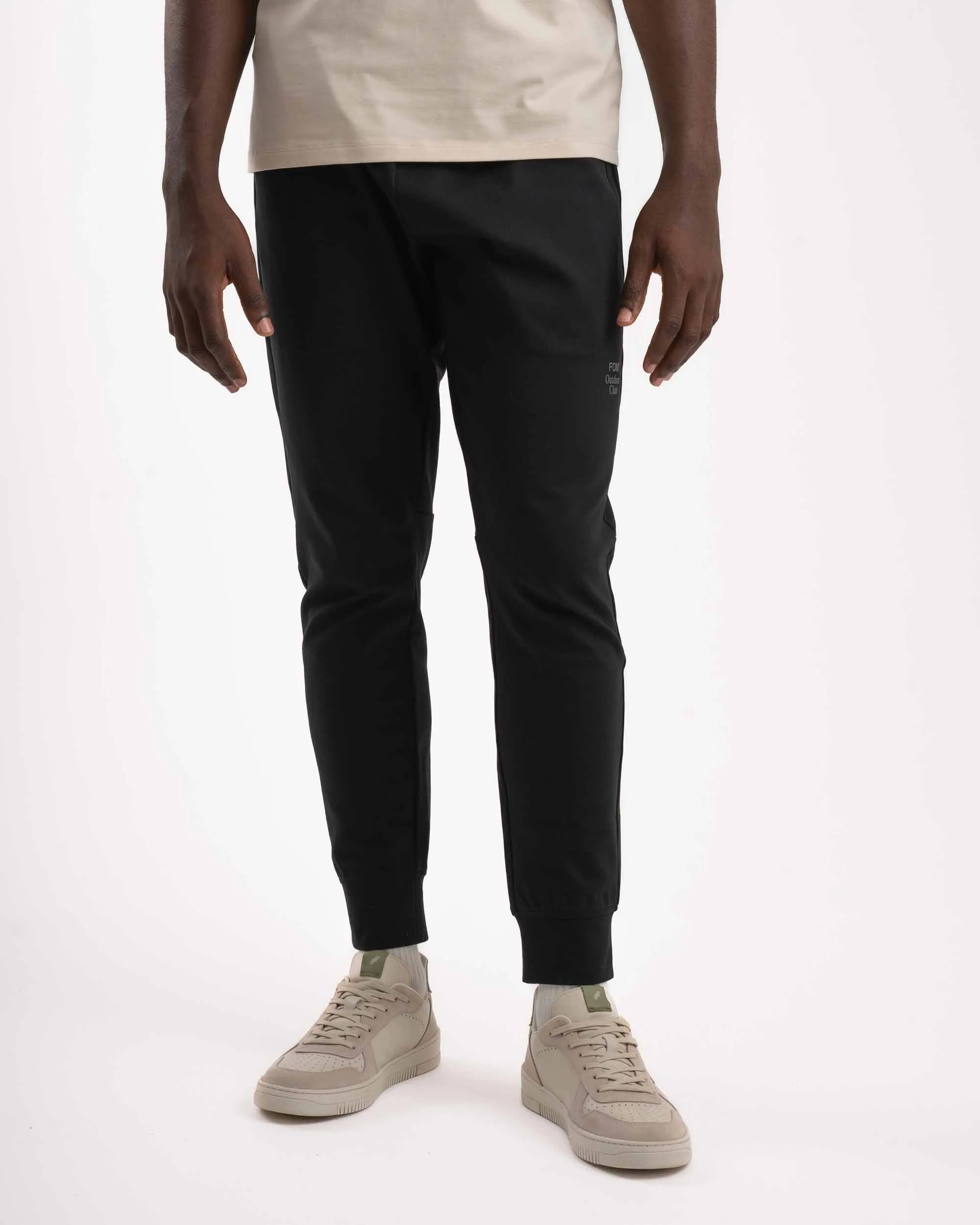 Mens Outdoor Jogger - Black