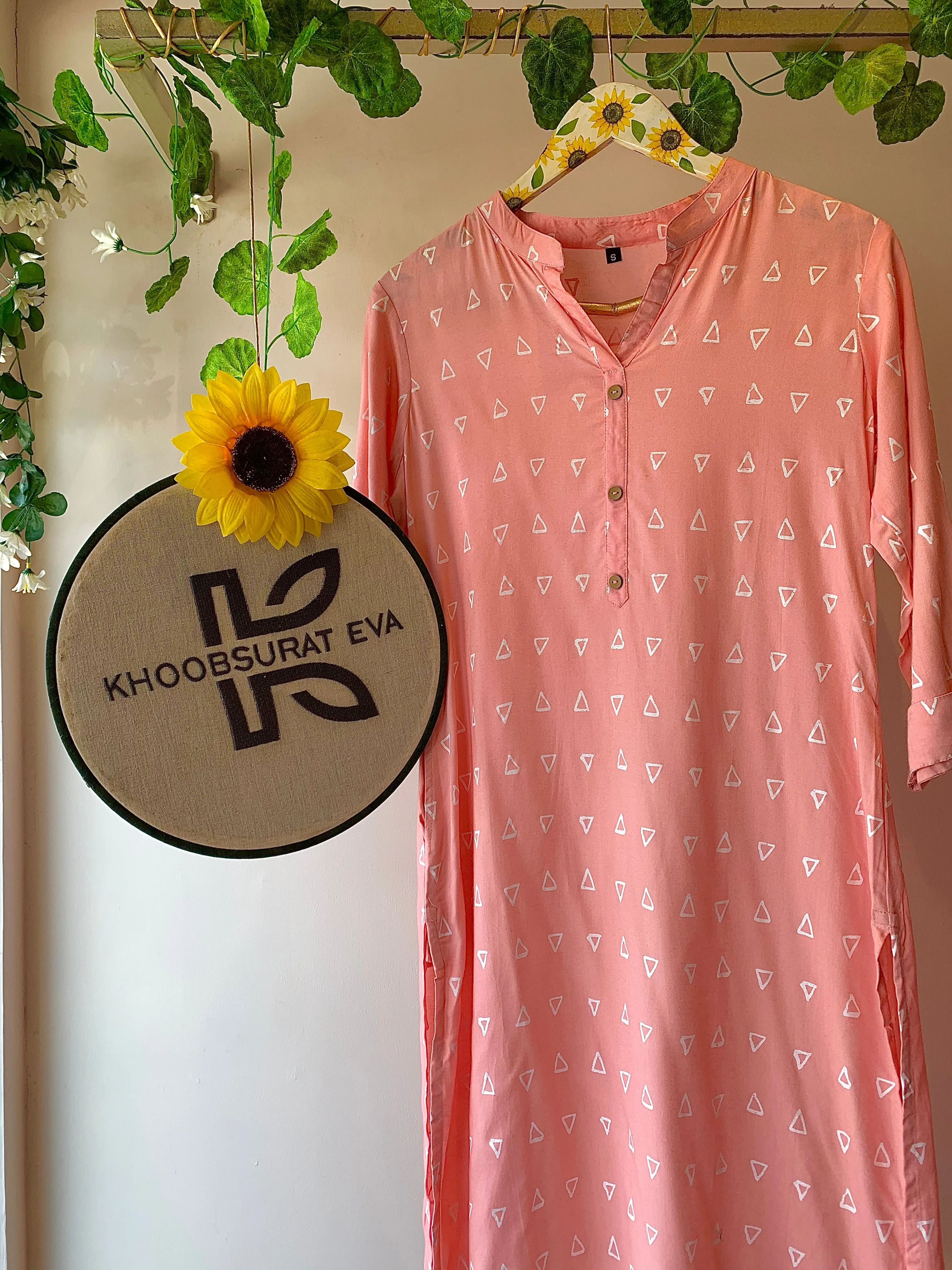 Pink And White Printed Kurta