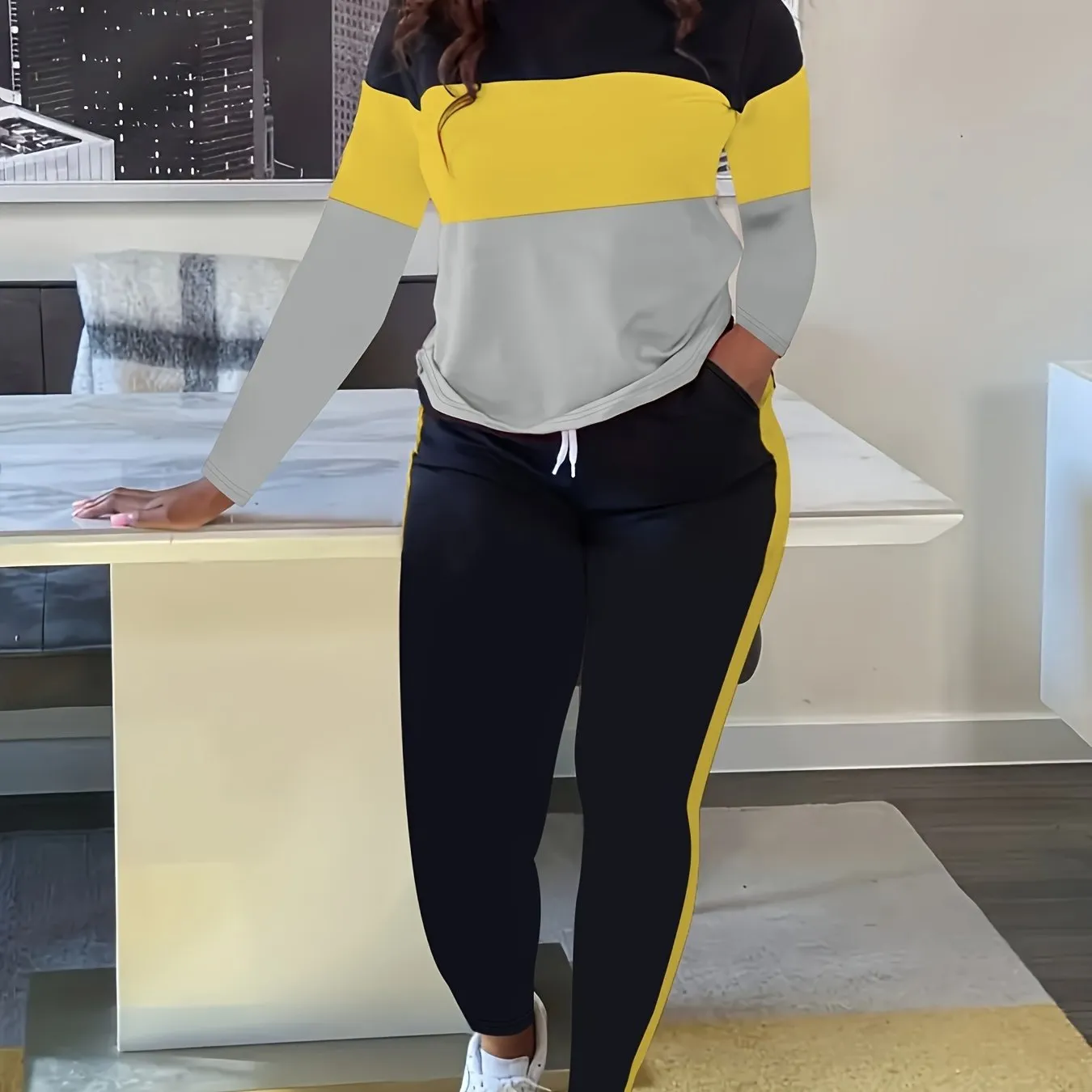 Plus Size Colorblock Crew Neck Long Sleeve Top & Drawstring Striped Joggers - Casual Two Piece Set for Women