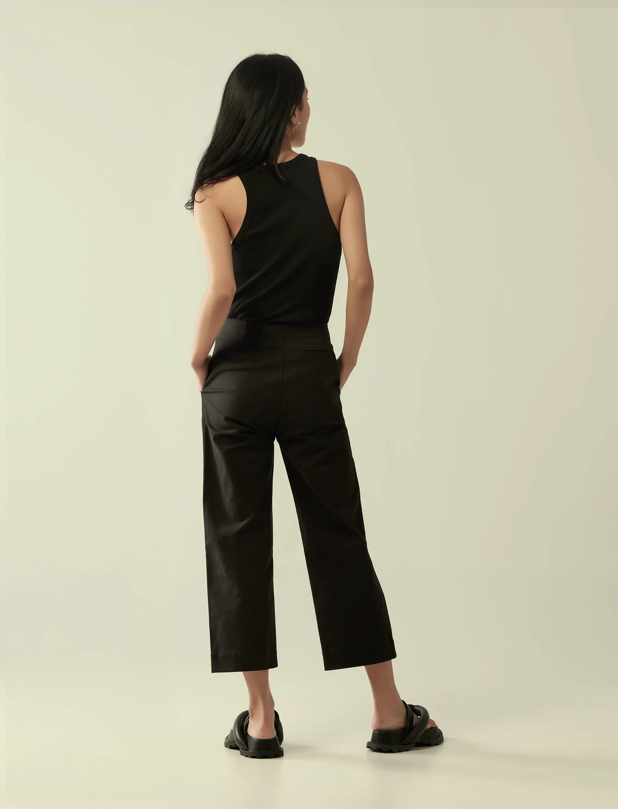 straight-cut high waisted trousers