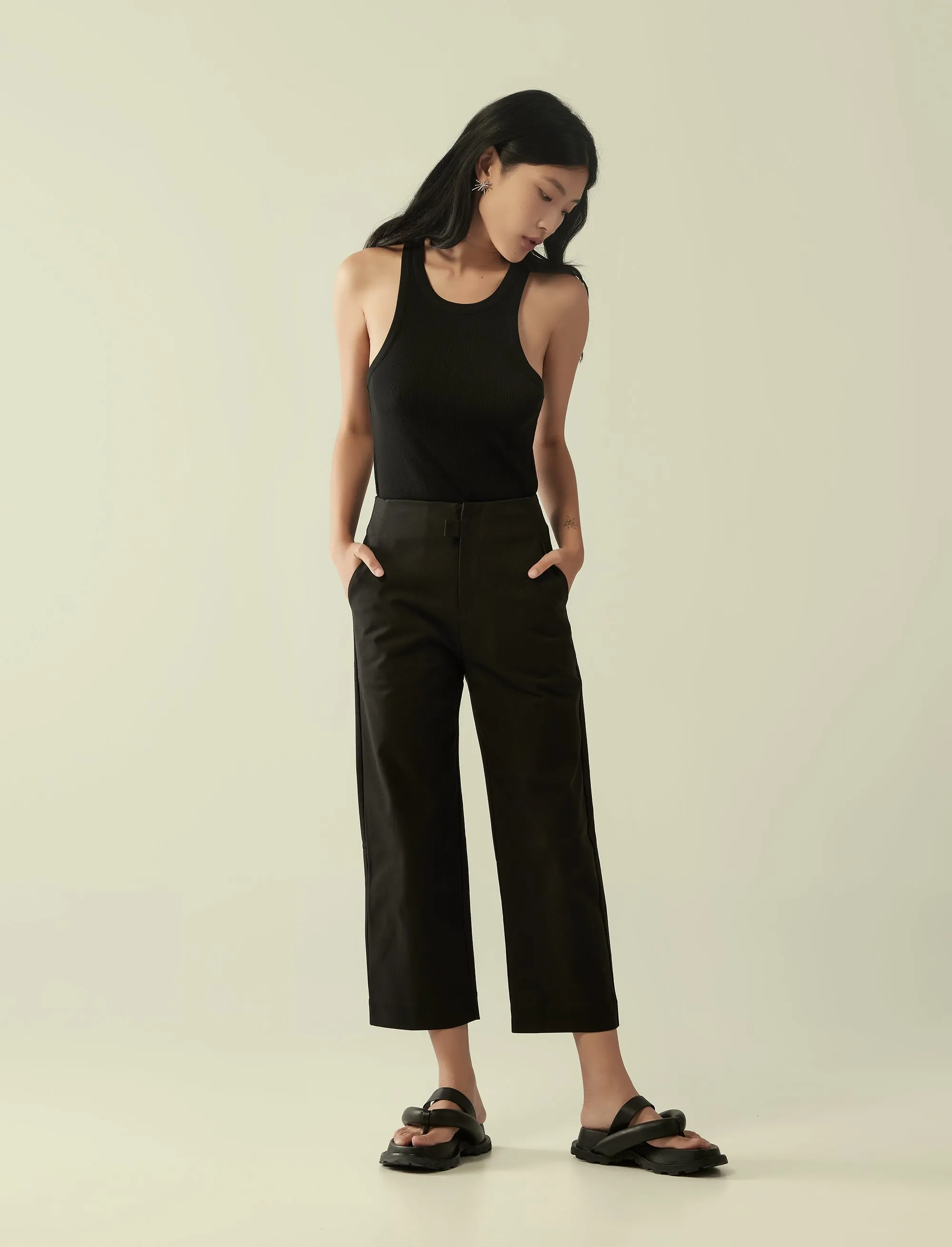 straight-cut high waisted trousers