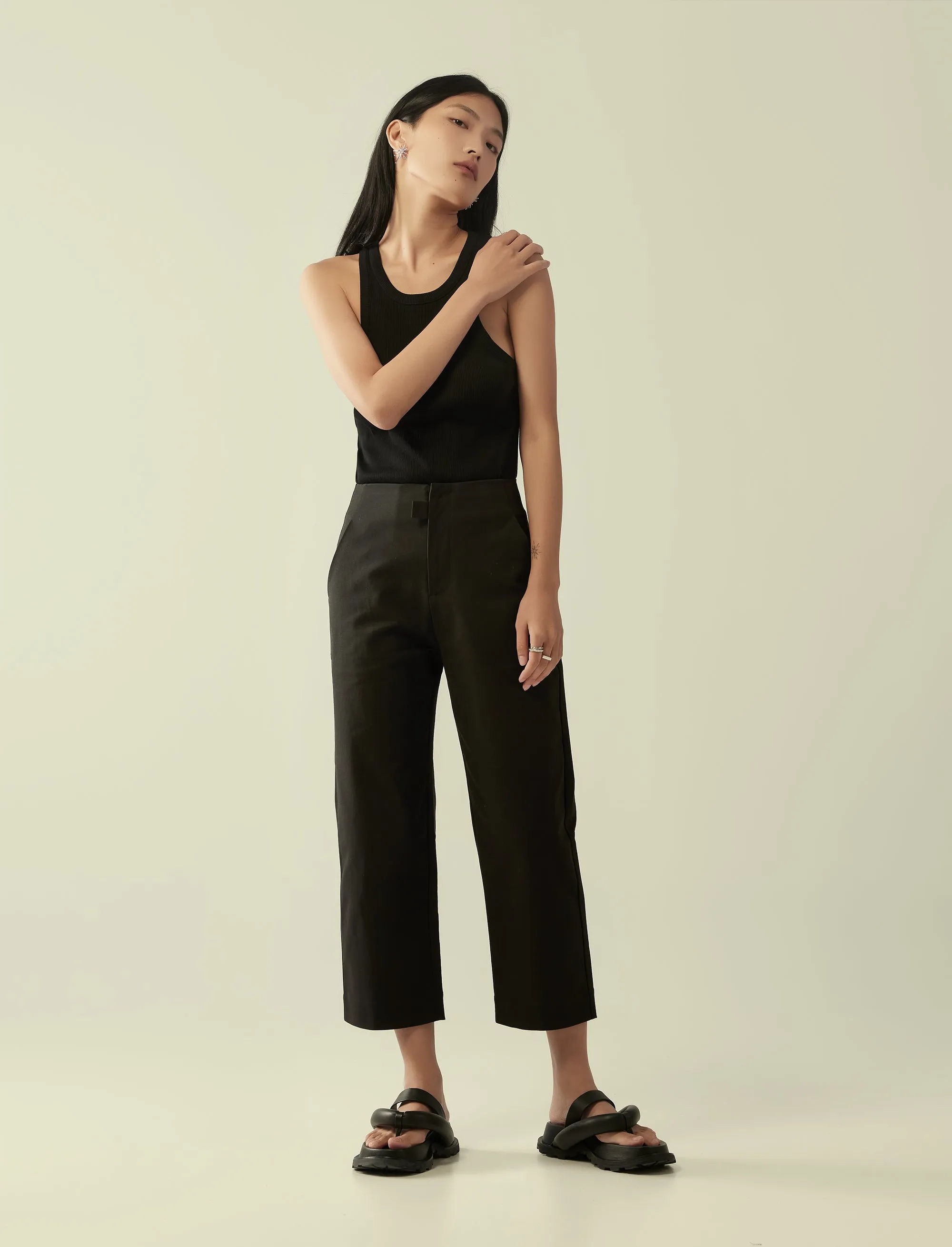 straight-cut high waisted trousers