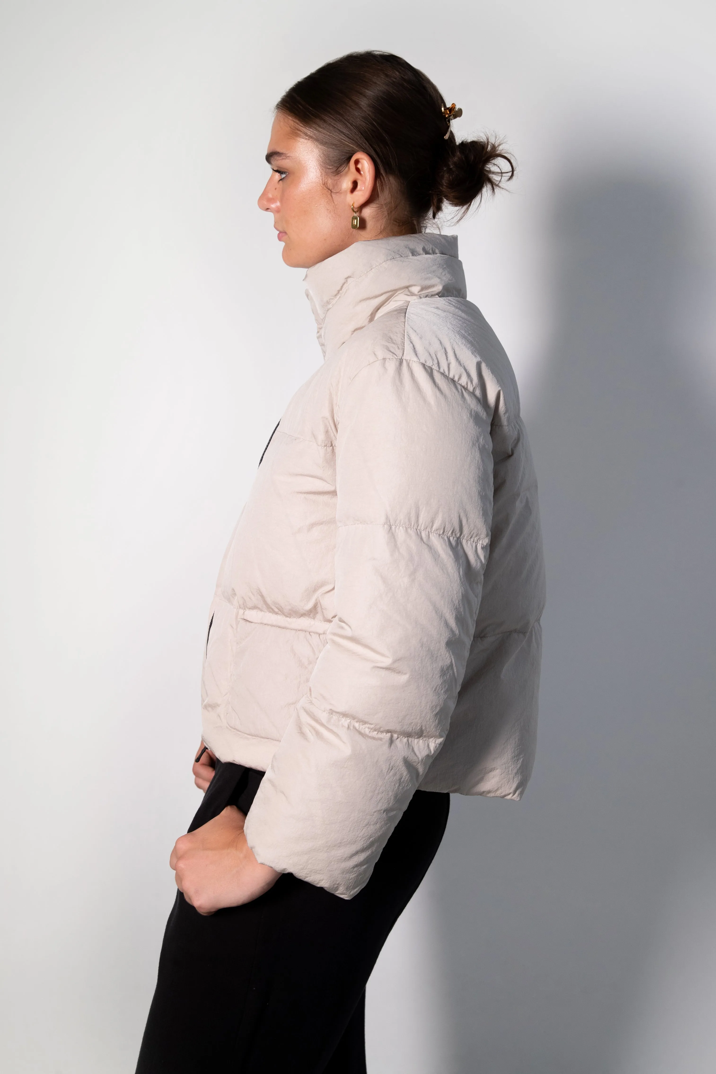 Transit Par Such cropped Puffer Jacket in Sand