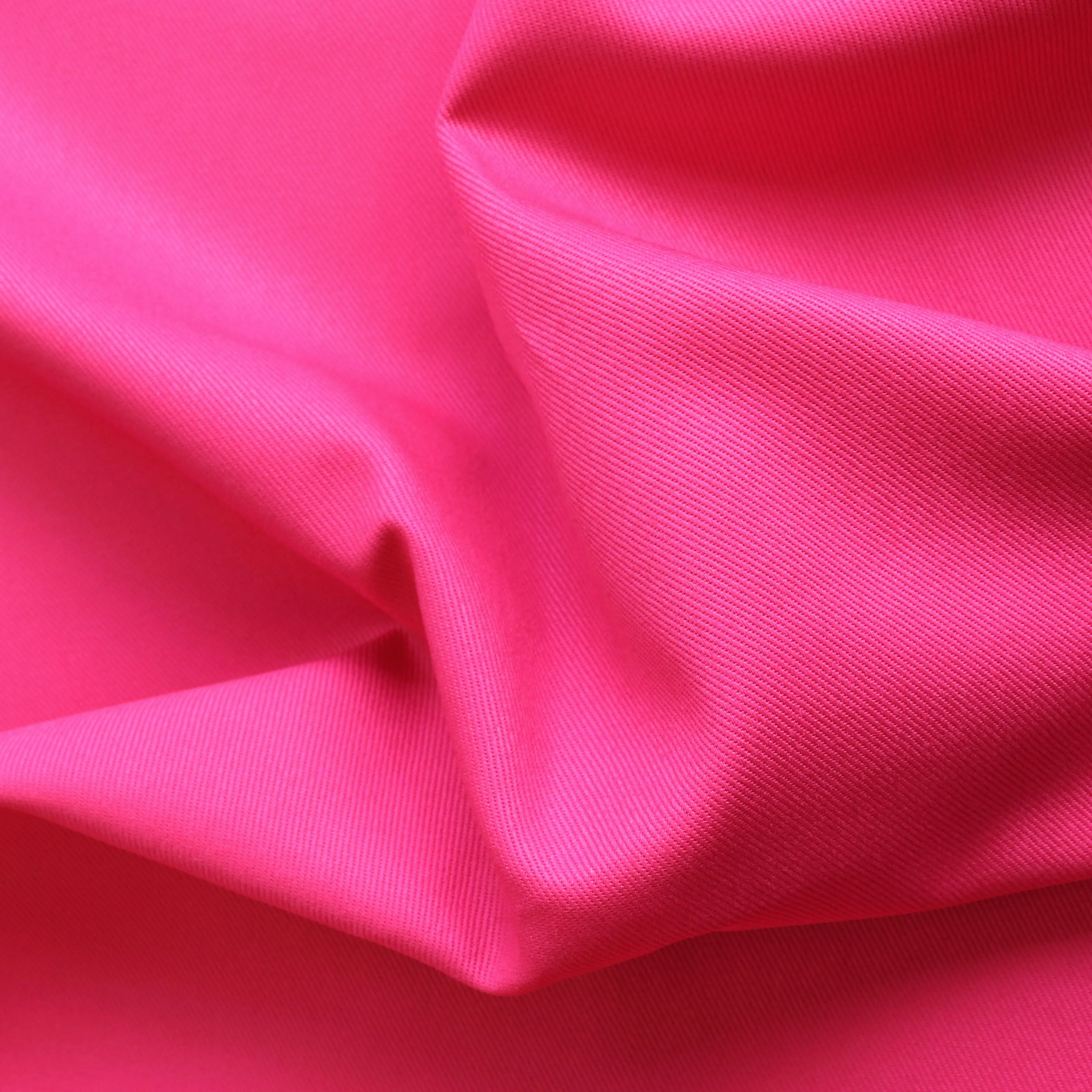 Ventana Cotton Twill Robert Kaufman - Hot Pink